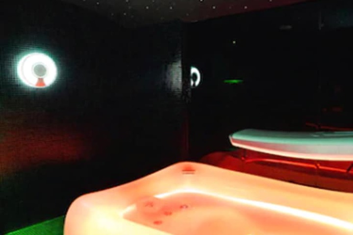 Relaxing Spa