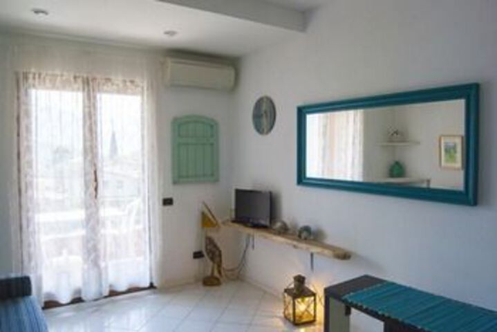 Room 15 of 50