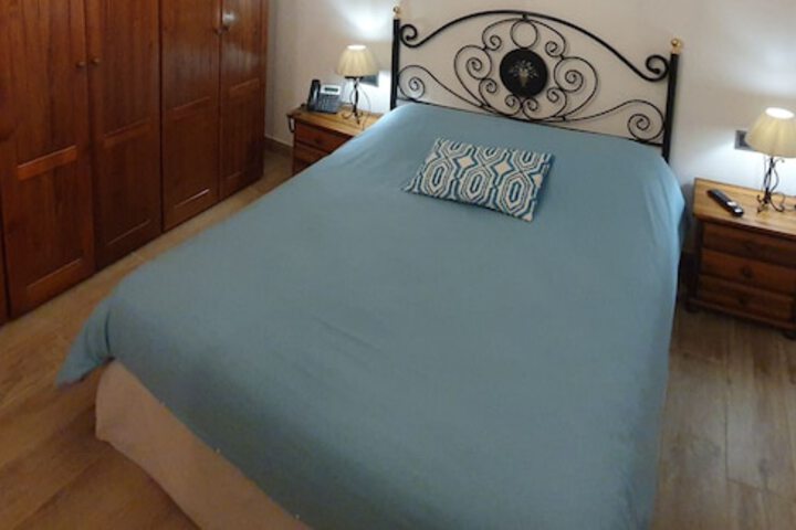 Room 31 of 106