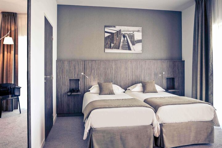 Room 54 of 101