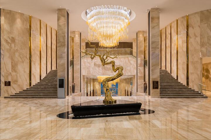 Hotel Interior 4 of 92