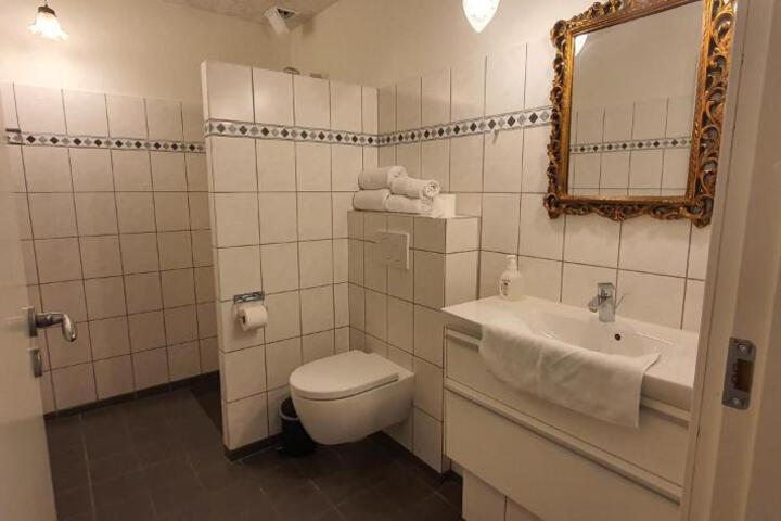 General 16 of 38