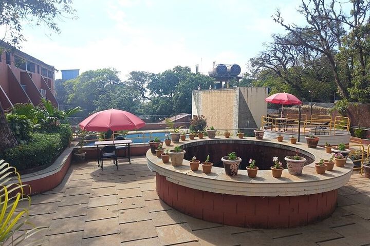 Pool 16 of 36