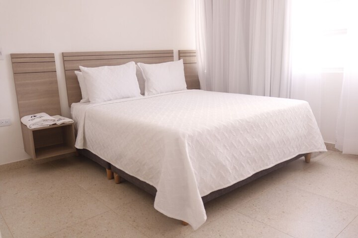 Room 5 of 15