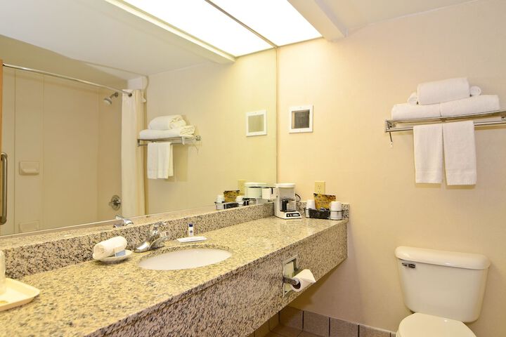 Bathroom sink