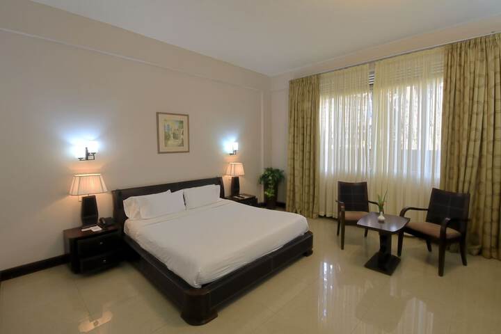 Room 14 of 34