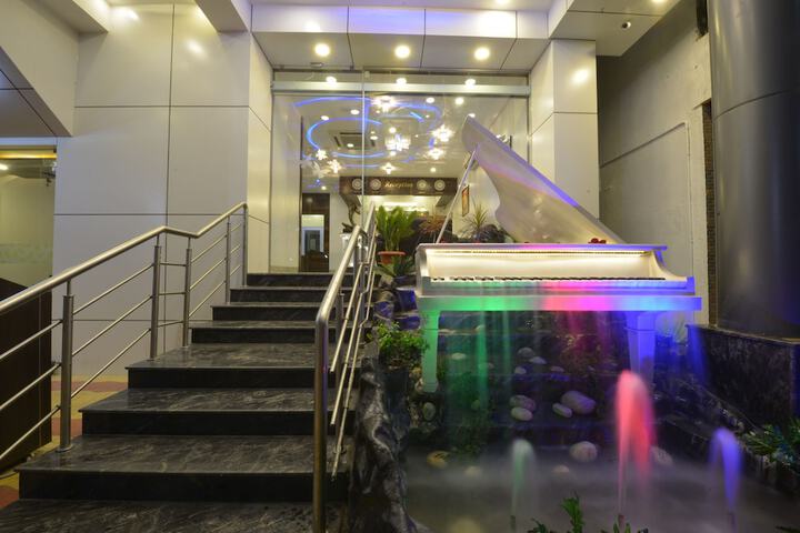 Hotel 30 of 44