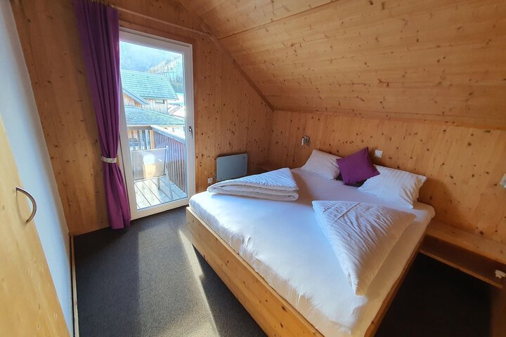 Room 6 of 40