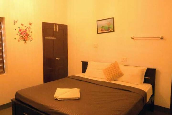 Room 45 of 100