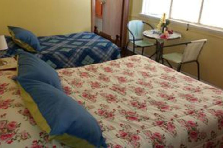 Room 3 of 12