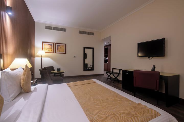 Room 9 of 56