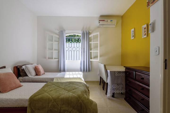 Room 6 of 201