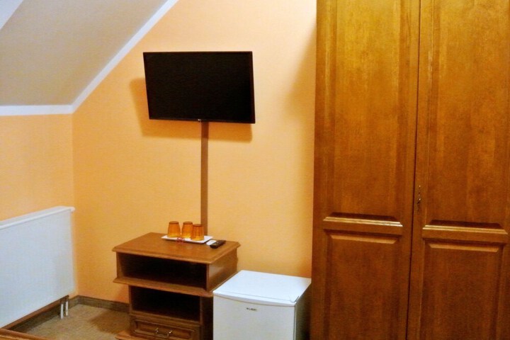 Room 14 of 34
