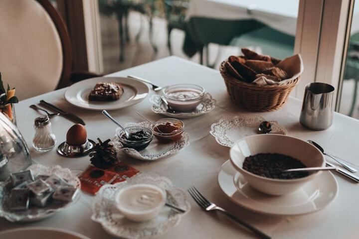 Breakfast/Coffee Service 91 of 100