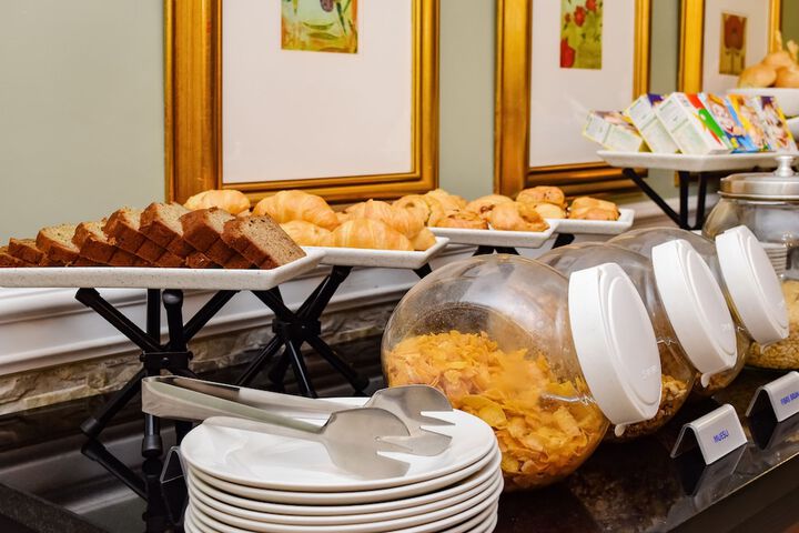 Dining Photos