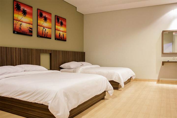 Room 8 of 22