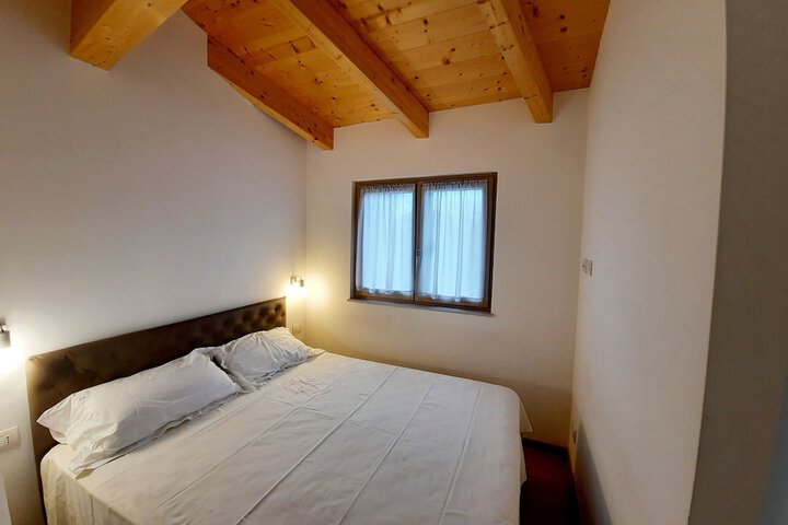 Room 18 of 71