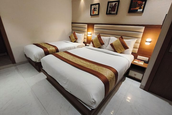 Room 15 of 64