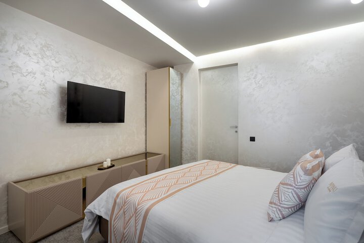 Room 306 of 552