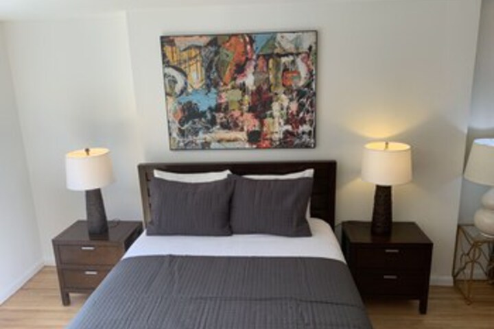 Room 30 of 37