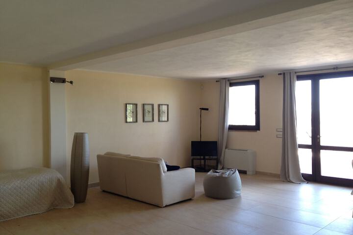 Room 9 of 36