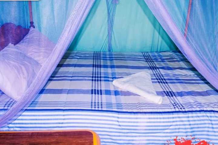 Room 3 of 9