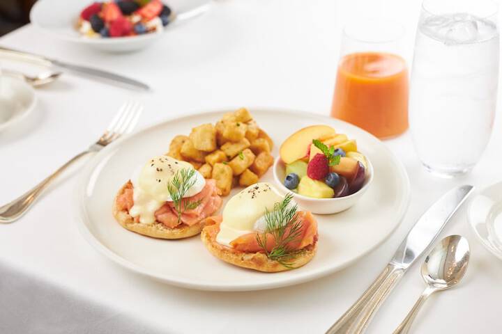Breakfast meal