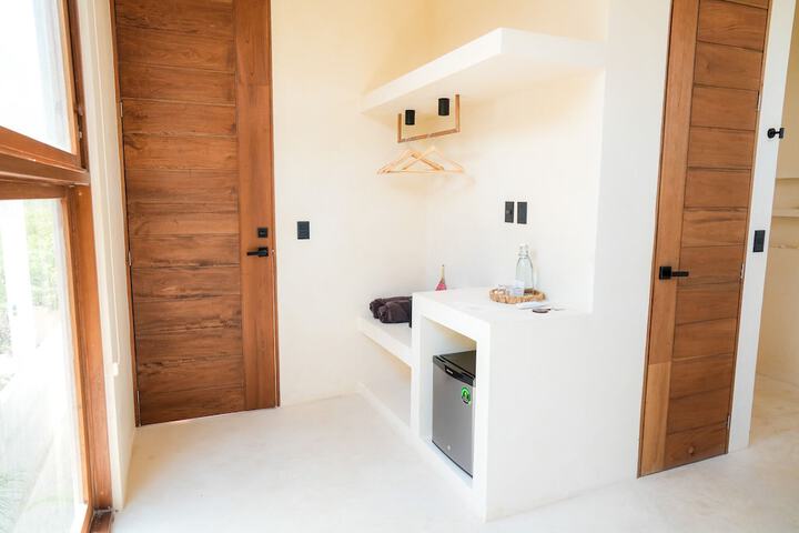 Room 43 of 90