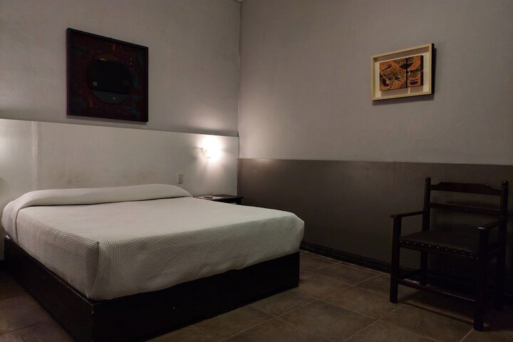 Room 40 of 91