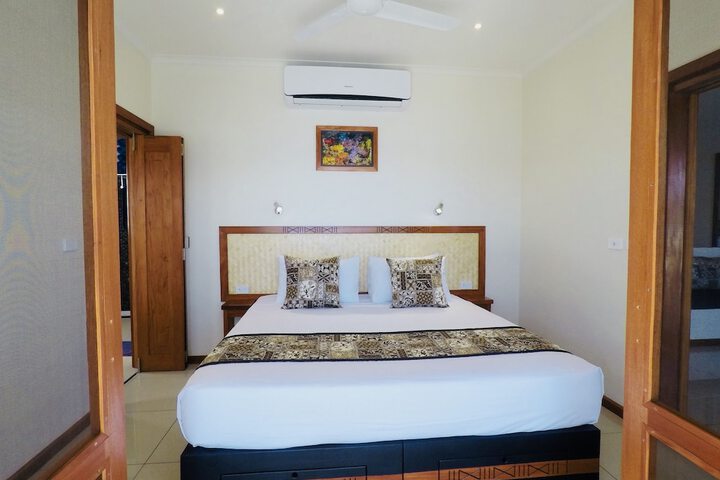 Room 14 of 246