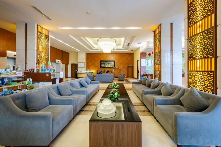 Hotel Interior 8 of 72