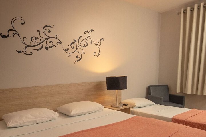 Room 12 of 35