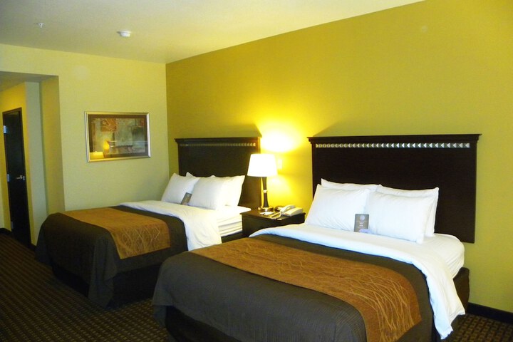 Room 5 of 40
