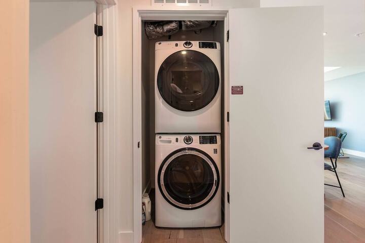Laundry 695 of 860