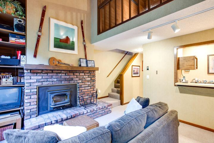 59SW - Fireplace - Dishwasher - Washer / Dryer - Sleeps 6