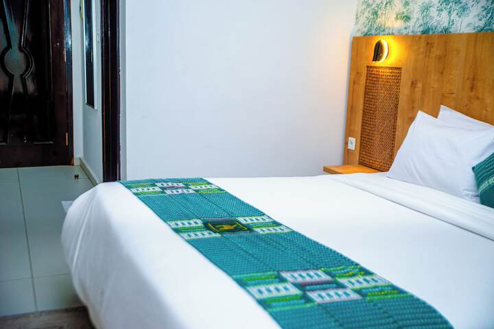 Room 20 of 85