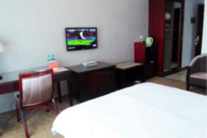 Room 9 of 9