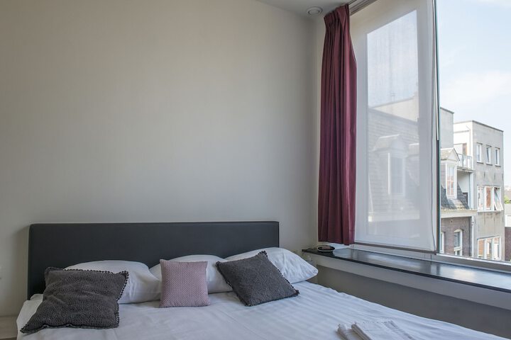 Room 25 of 70