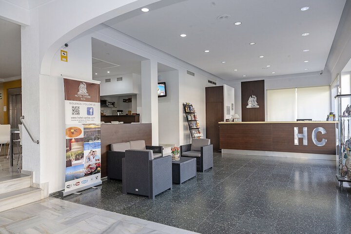 Check-in/check-out kiosk