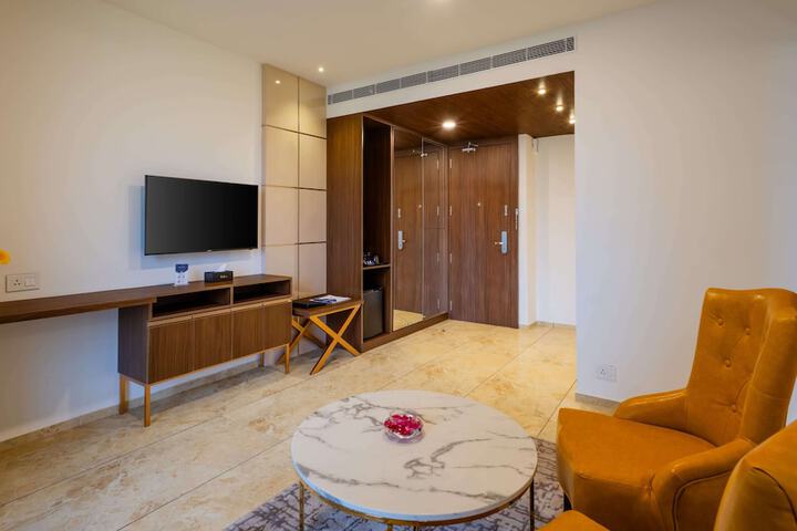 Room 25 of 67