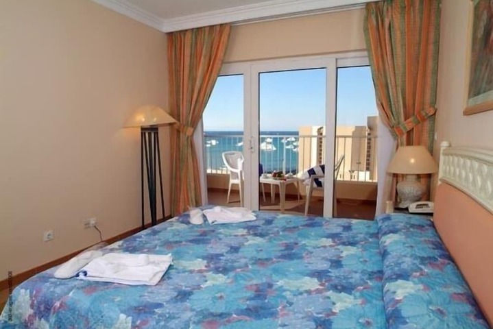 Room 3 of 18