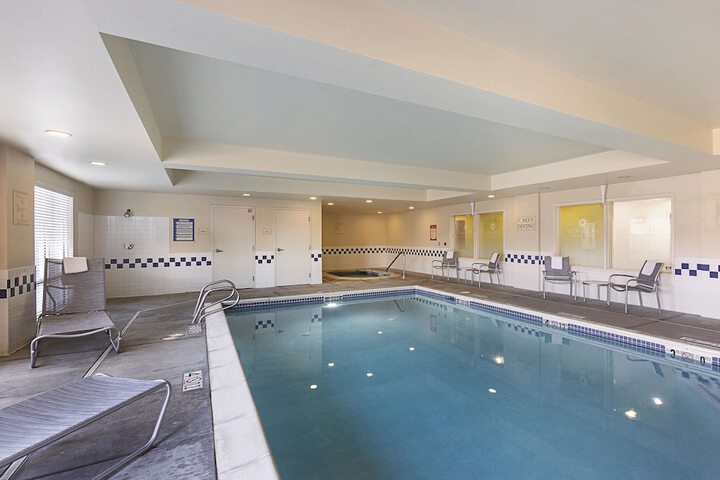 Pool 23 of 40