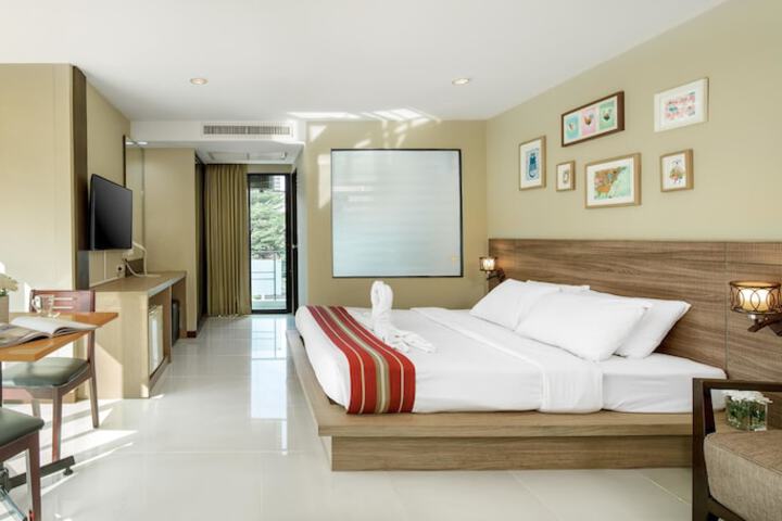 Room 14 of 38