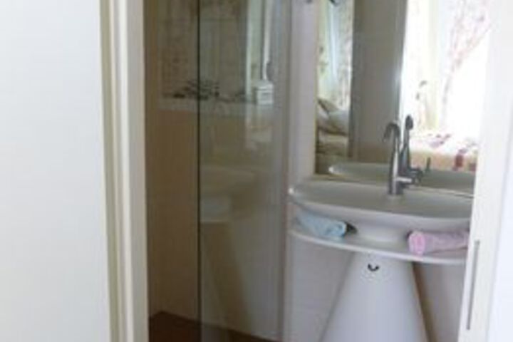 Room 5 of 22