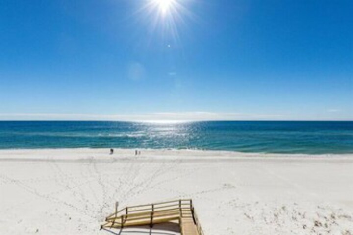 Beach 52 of 156