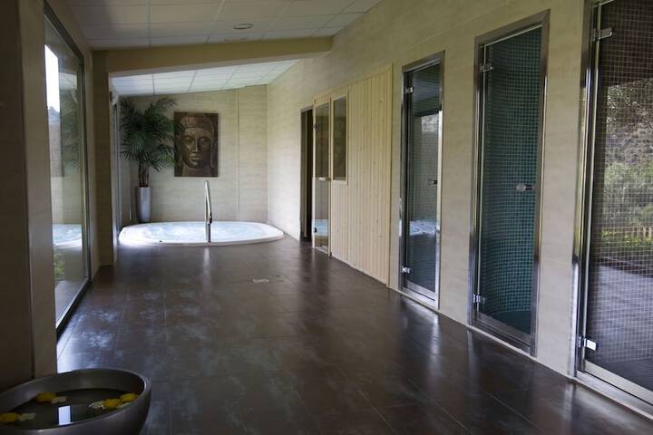 Spa 28 of 56
