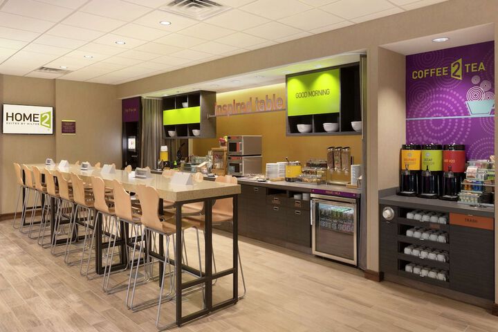 Breakfast/Coffee Service 33 of 39