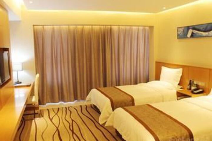 Room 26 of 137