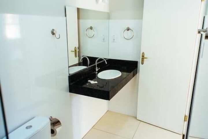 Room 14 of 42