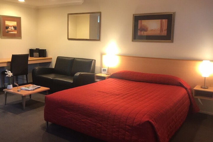 Room 7 of 39